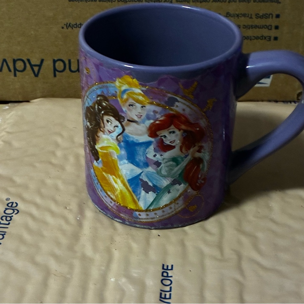 Disney Princess Heart-Shaped Pink Learning Laptop+Princess Mug+Slippers - Picture 6 of 8